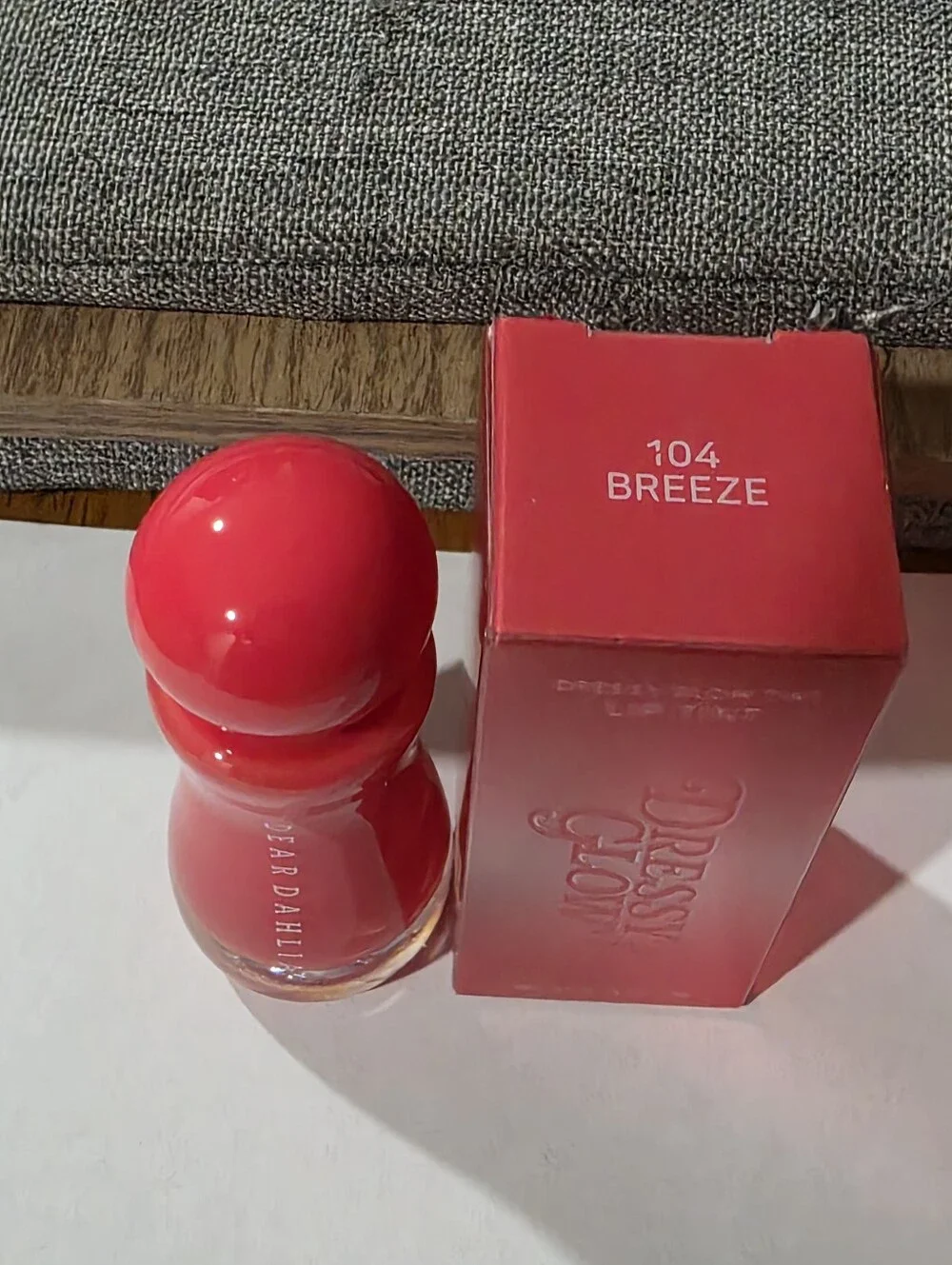 DEAR DAHLIA Dressy Glow Tint 104 BREEZE. BNIB
